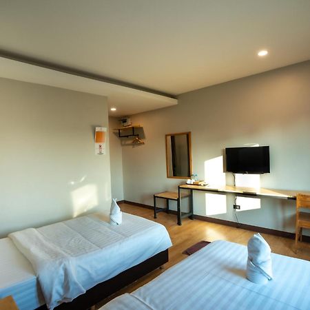 Siri Hotel Vientiane Exterior photo
