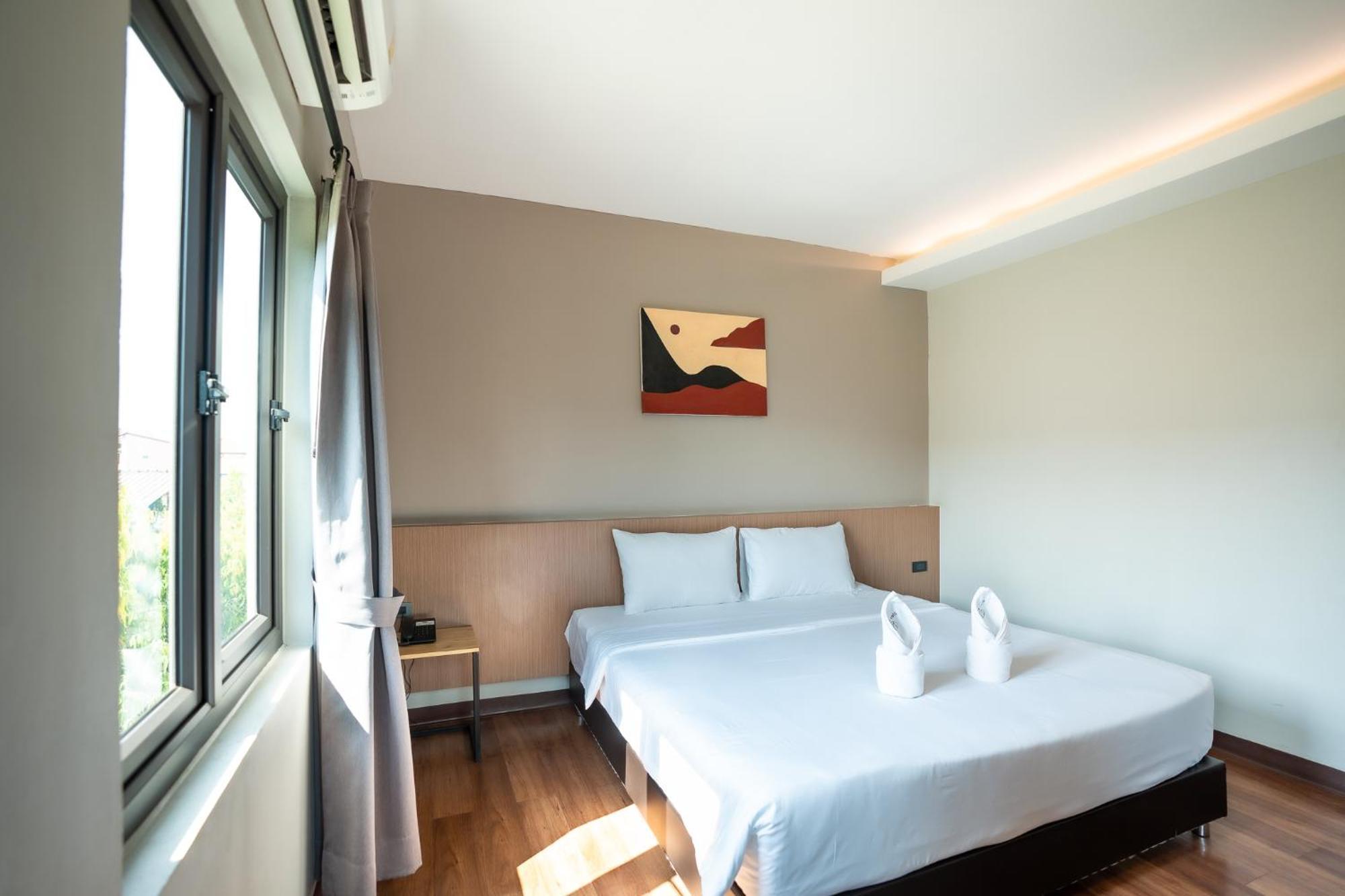 Siri Hotel Vientiane Exterior photo