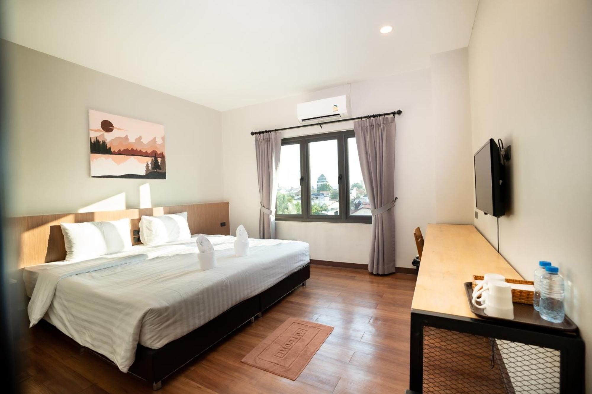 Siri Hotel Vientiane Exterior photo