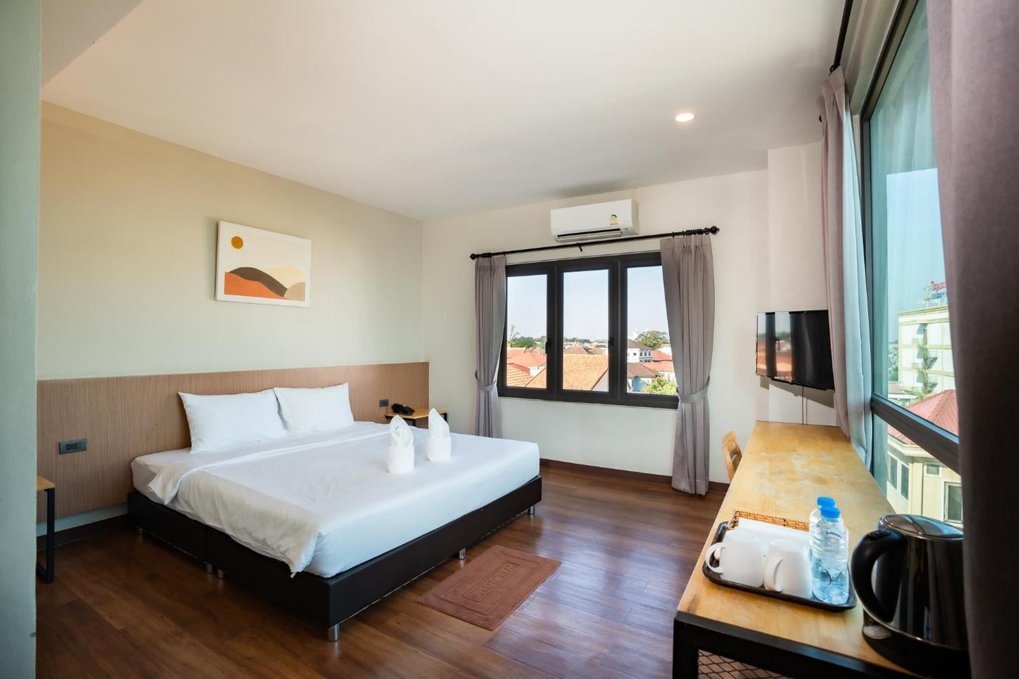 Siri Hotel Vientiane Exterior photo