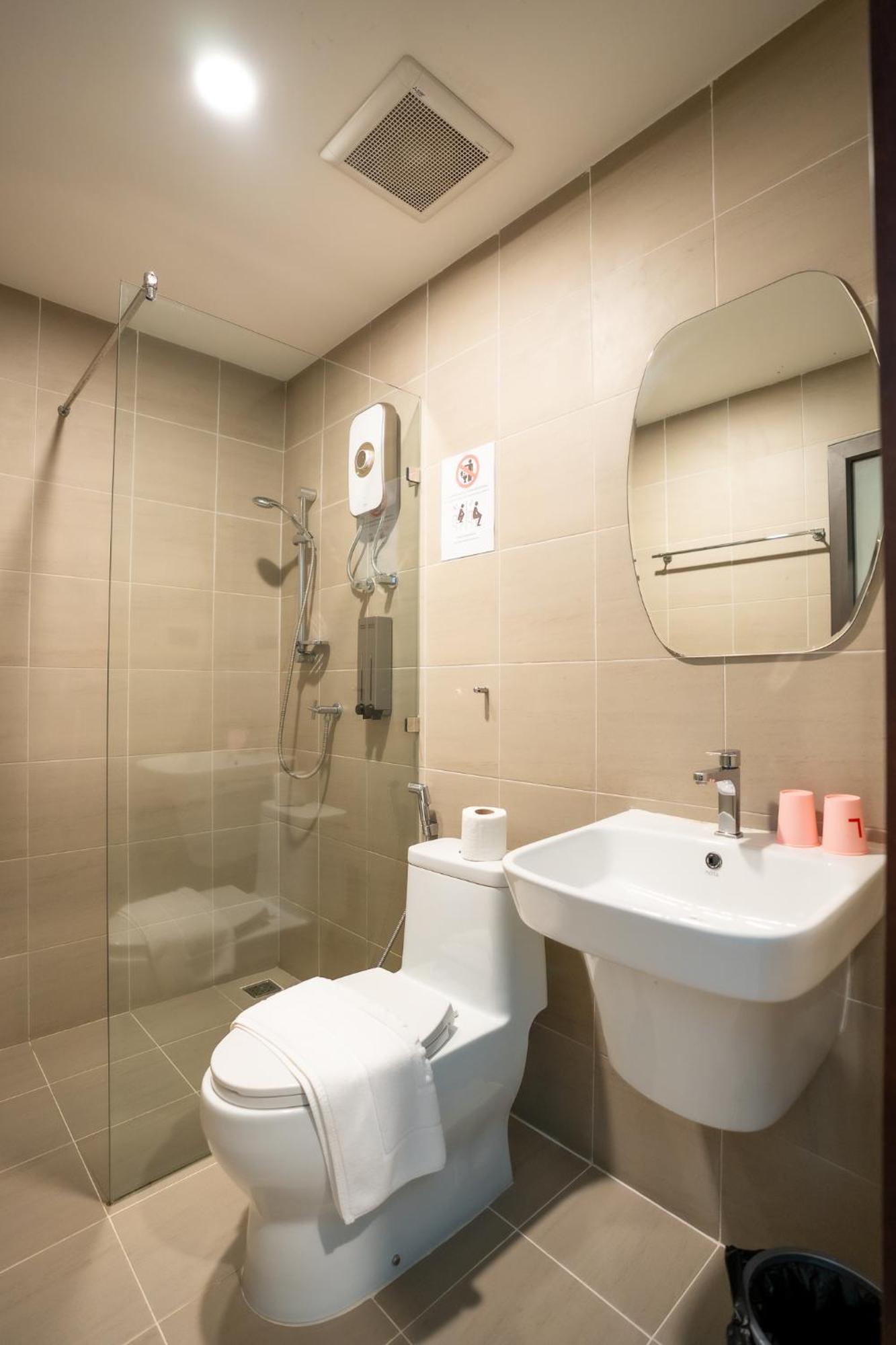 Siri Hotel Vientiane Exterior photo